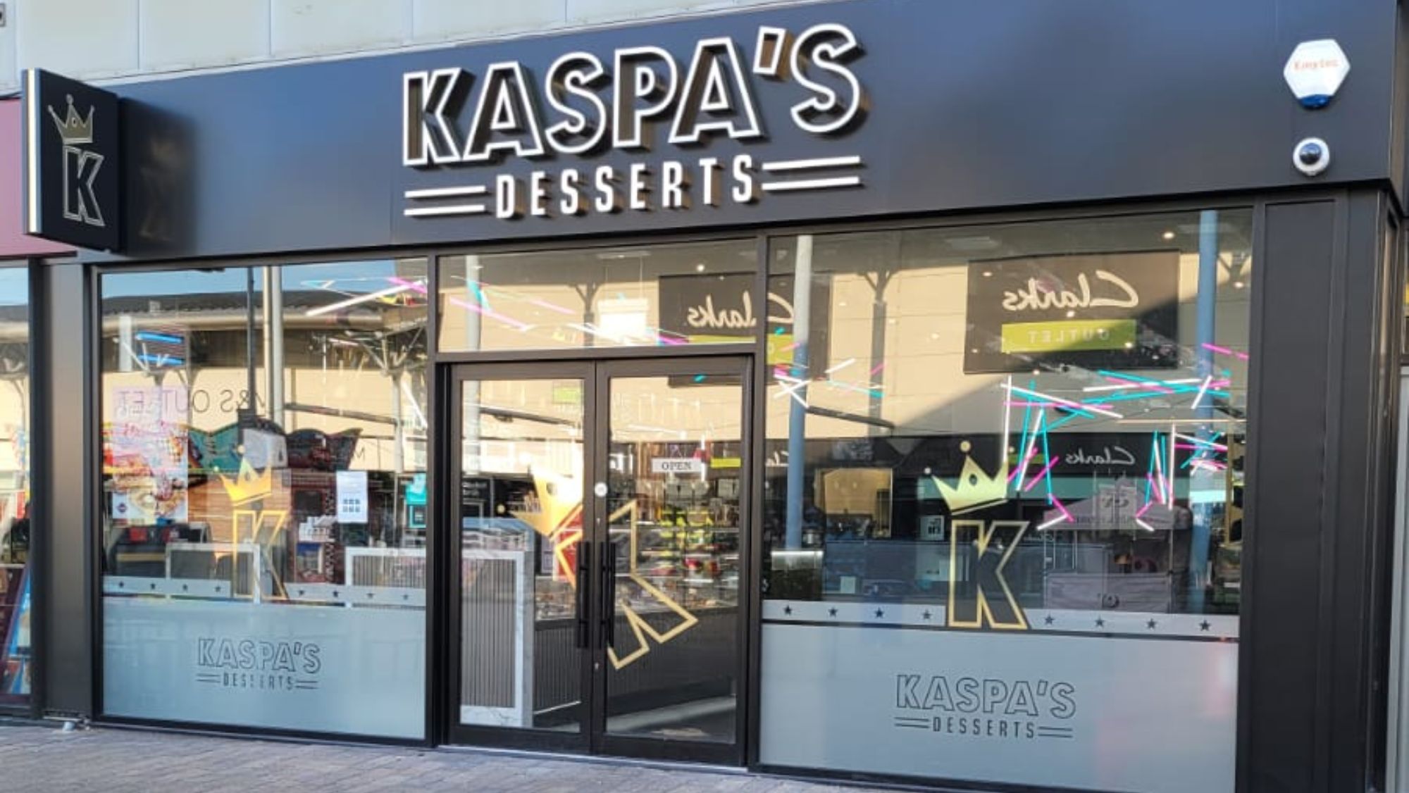 Aluminium shopfront installation for commercial stores in Scotland